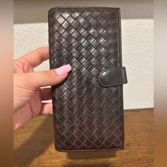 Bottega Veneta Dark Brown Woven Wallet EUC - Picture 2 of 15